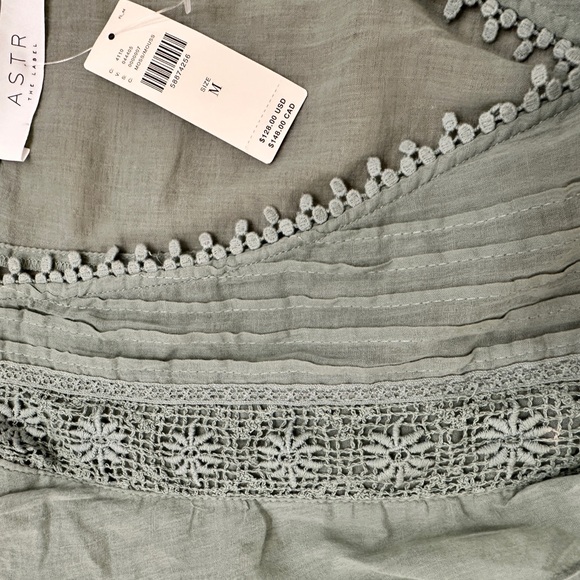 NWT ASTR the Label Anthropologie Faux Wrap Smocked Waist The Wanderer Top med - Picture 12 of 17